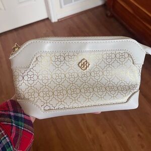 Cosmetic bag